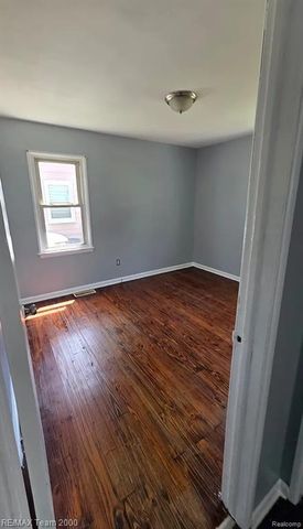 6646 Harding Street, Taylor, MI 48180