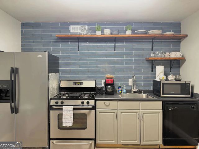215 Piedmont Avenue NE APT 301, Atlanta, GA 30308