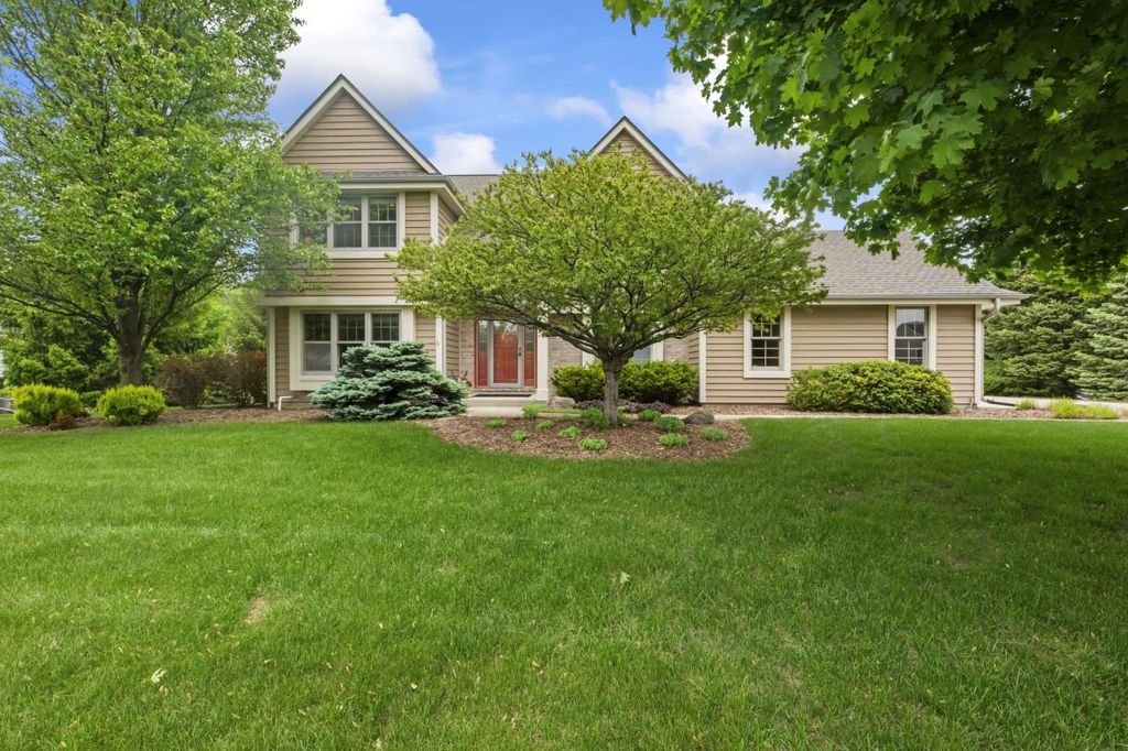 N66W14444 Ash DRIVE, Menomonee Falls, WI 53051