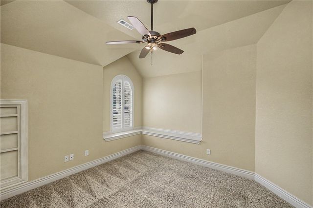 6600 Willowridge Lane, Rogers, AR 72758
