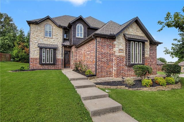 6600 Willowridge Lane, Rogers, AR 72758