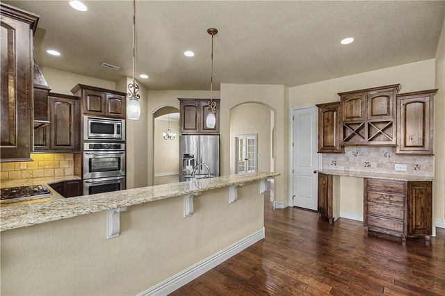 6600 Willowridge Lane, Rogers, AR 72758