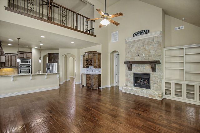 6600 Willowridge Lane, Rogers, AR 72758