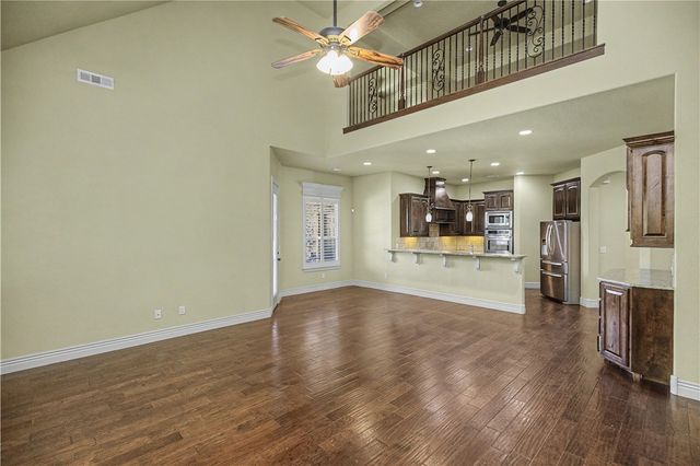 6600 Willowridge Lane, Rogers, AR 72758