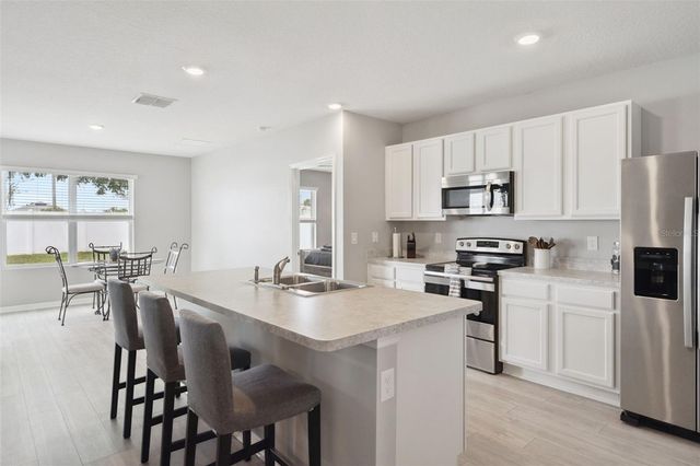 1869 SUNSET RIDGE DRIVE, Mascotte, FL 34753