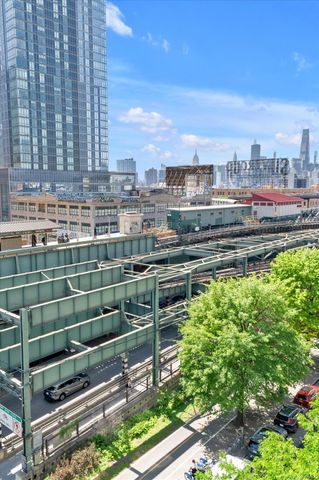 2415 Queens Plaza N 6B, Long Island City, NY 11101