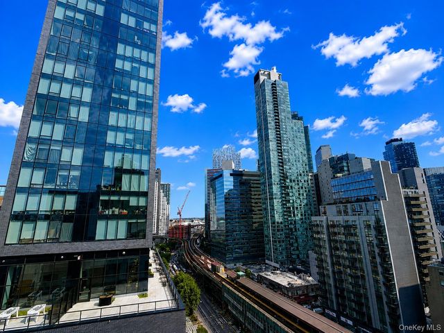 2415 Queens Plaza N 6B, Long Island City, NY 11101