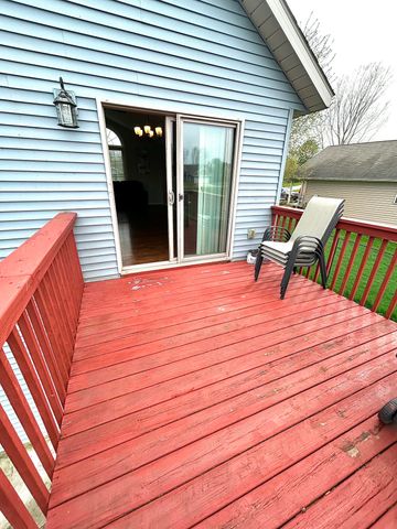 206 Charyridge Drive, Kent City, MI 49330
