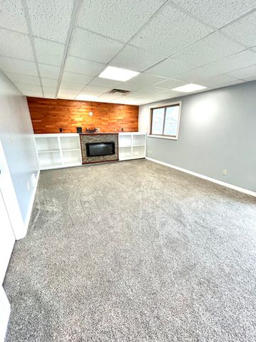 206 Charyridge Drive, Kent City, MI 49330