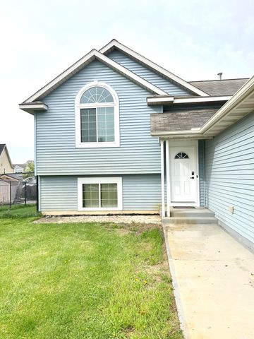 206 Charyridge Drive, Kent City, MI 49330