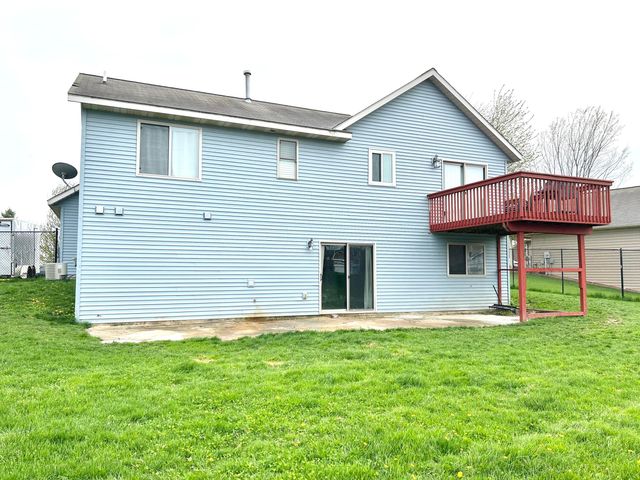 206 Charyridge Drive, Kent City, MI 49330