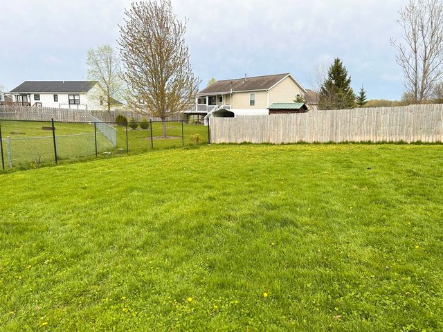 206 Charyridge Drive, Kent City, MI 49330