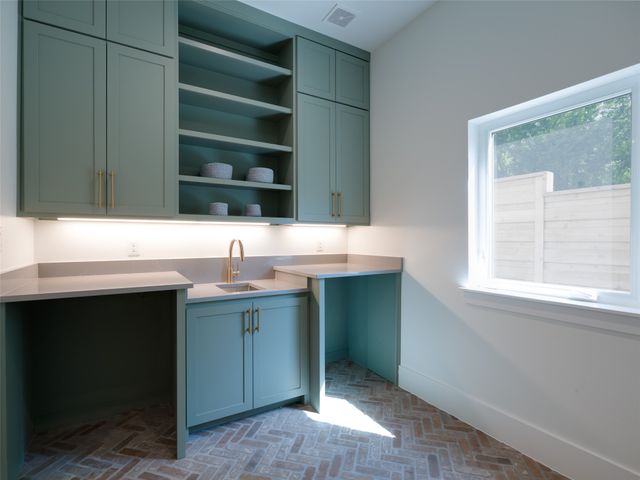 9315 Lenel Place, Dallas, TX 75220