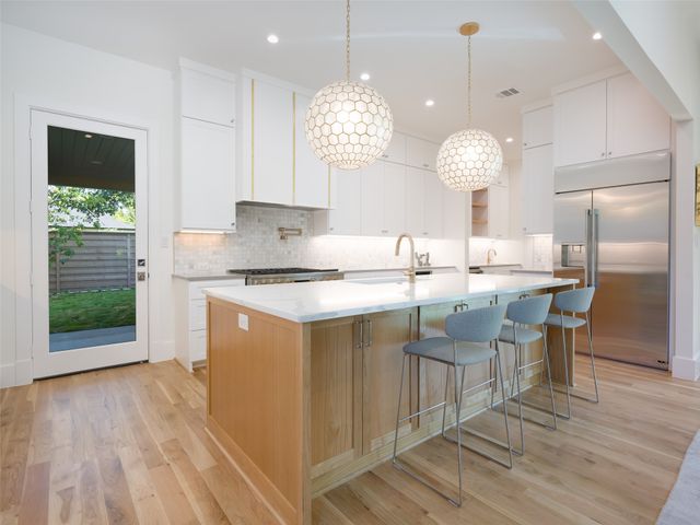 9315 Lenel Place, Dallas, TX 75220