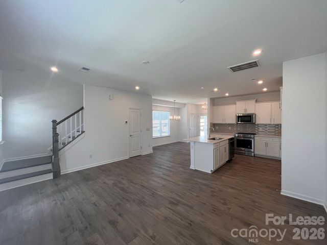 16305 Leading Street, Charlotte, NC 28273