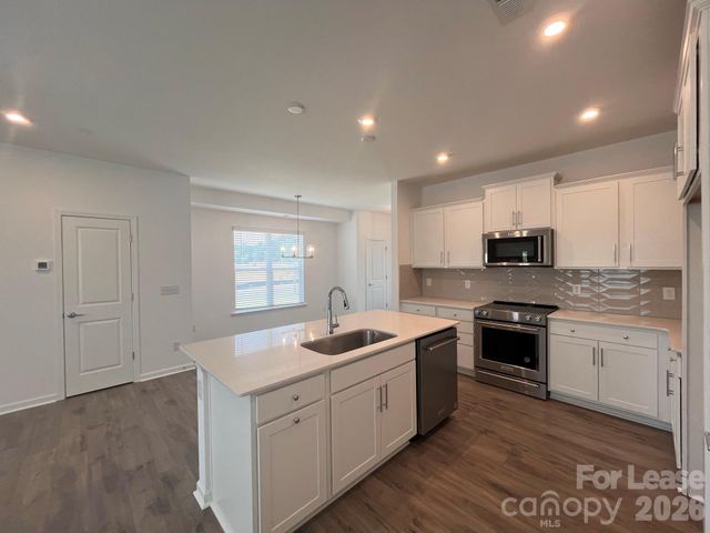 16305 Leading Street, Charlotte, NC 28273