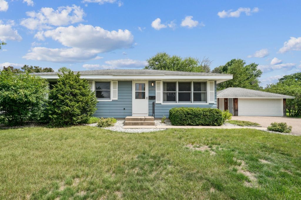 8227 Harrison Road, Bloomington, MN 55437