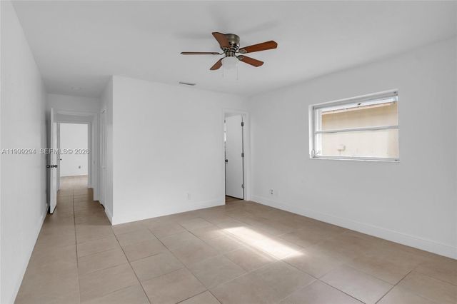 1280 NW 49th St, Deerfield Beach, FL 33064