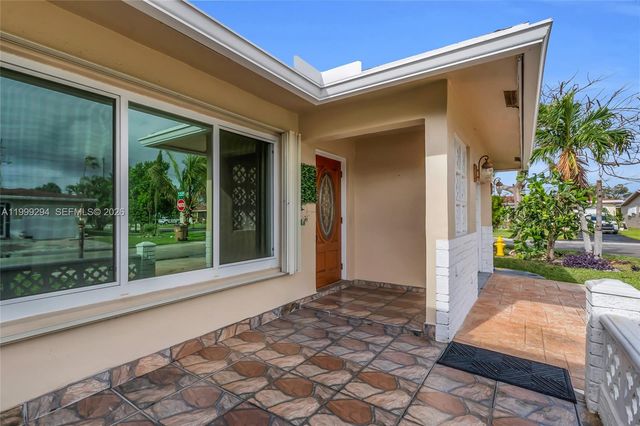 1280 NW 49th St, Deerfield Beach, FL 33064