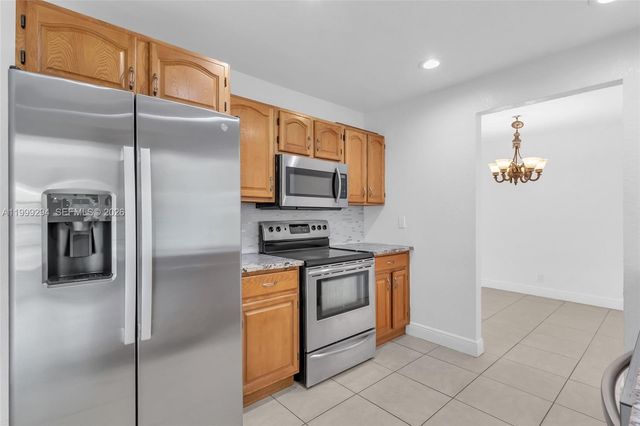 1280 NW 49th St, Deerfield Beach, FL 33064