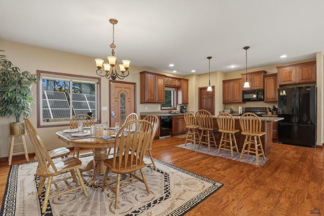 24716 TRIPLE M RANCH RD, Hermosa, SD 57744