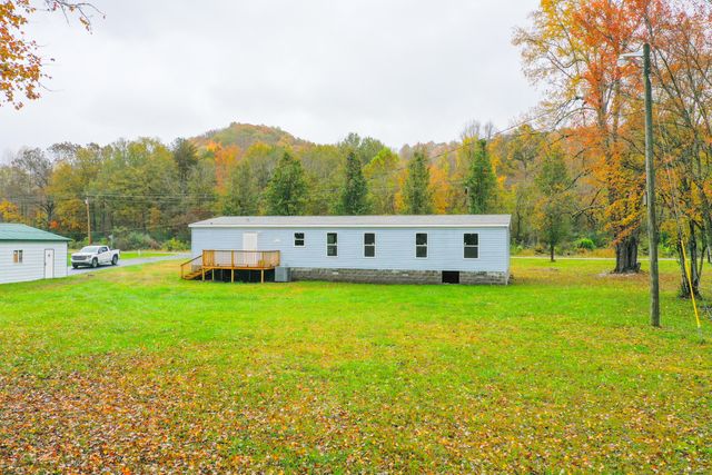 4609 State Highway 1804, Williamsburg, KY 40769