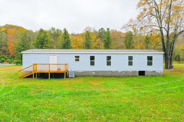 4609 State Highway 1804, Williamsburg, KY 40769