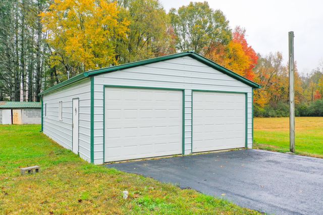 4609 State Highway 1804, Williamsburg, KY 40769