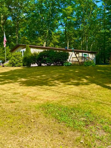 141 Redwood Road, Loudon, NH 03307