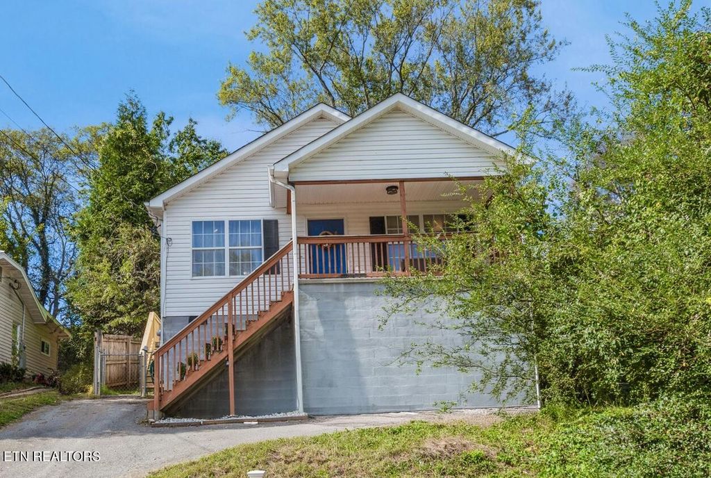 1625 Lenland Ave, Knoxville, TN 37920