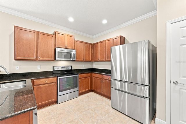 5465 SUNSET FALLS DRIVE, Apollo Beach, FL 33572