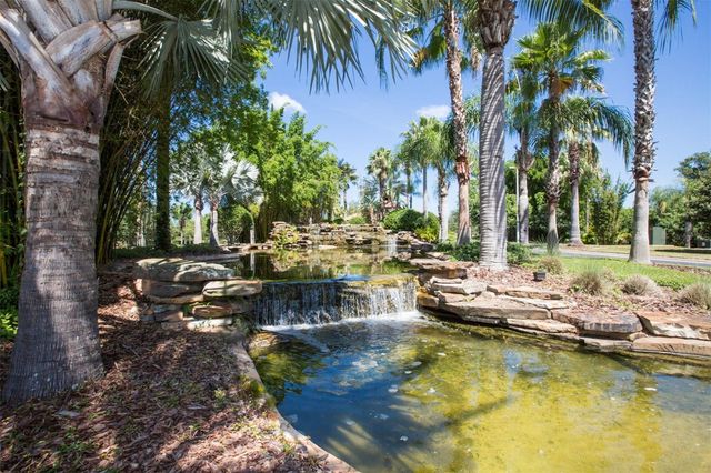 5465 SUNSET FALLS DRIVE, Apollo Beach, FL 33572