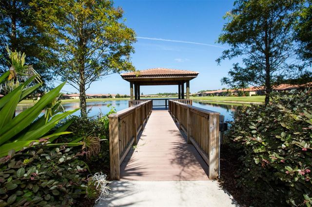 5465 SUNSET FALLS DRIVE, Apollo Beach, FL 33572