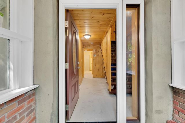 53 W Corbett Road, Montgomery, NY 12549