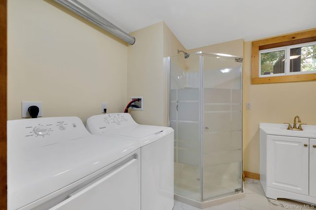 53 W Corbett Road, Montgomery, NY 12549