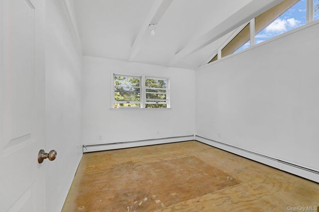 53 W Corbett Road, Montgomery, NY 12549