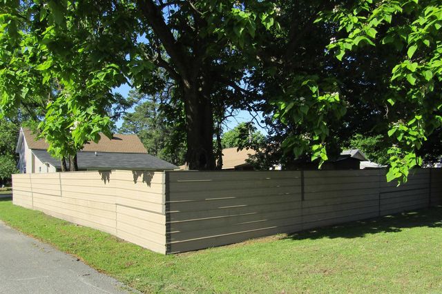 706 E Lake Street, Paragould, AR 72450