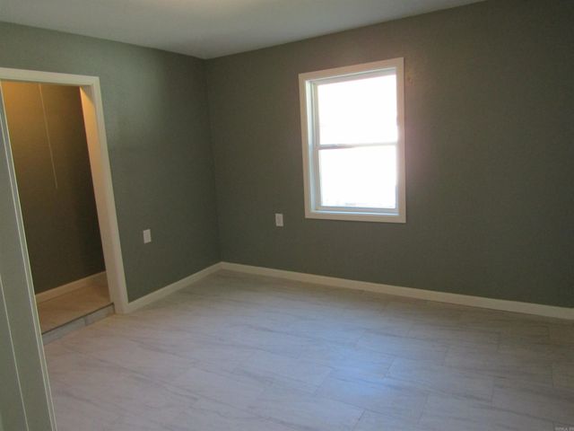 706 E Lake Street, Paragould, AR 72450