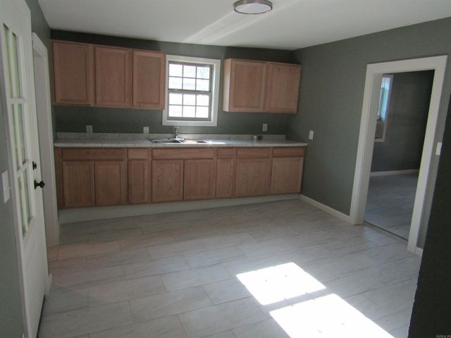 706 E Lake Street, Paragould, AR 72450