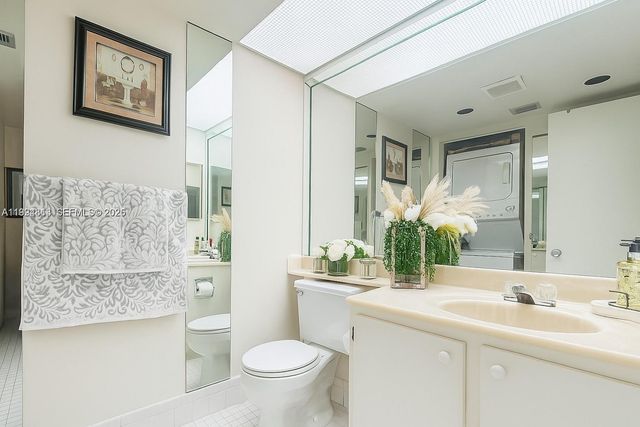 12500 SW 5th Ct 112M, Pembroke Pines, FL 33027