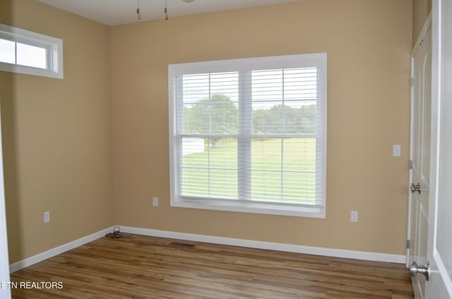 1432 Sawmill Rd, Crossville, TN 38555
