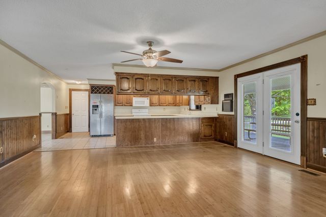 4125 Highway 48, N, Charlotte, TN 37036
