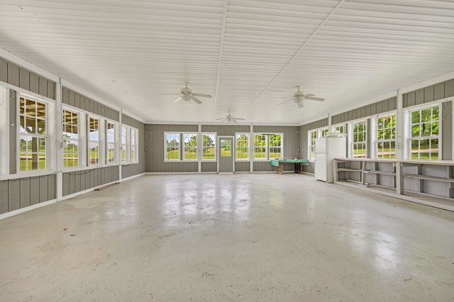 4125 Highway 48, N, Charlotte, TN 37036