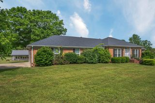4125 Highway 48, N, Charlotte, TN 37036