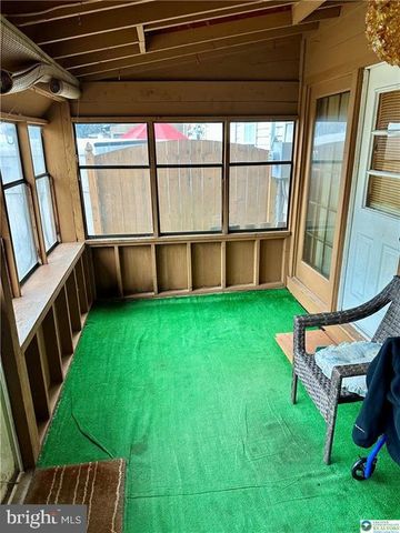 782 JEFFERSON ST, Red Hill, PA 18076