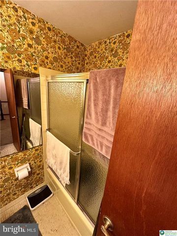 782 JEFFERSON ST, Red Hill, PA 18076