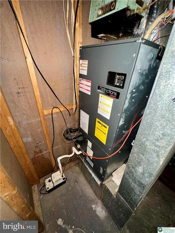 782 JEFFERSON ST, Red Hill, PA 18076