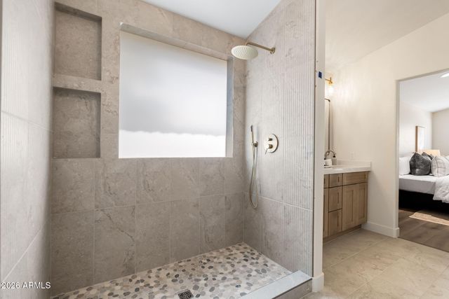 4389 E SAINT JOHN Road, Phoenix, AZ 85032