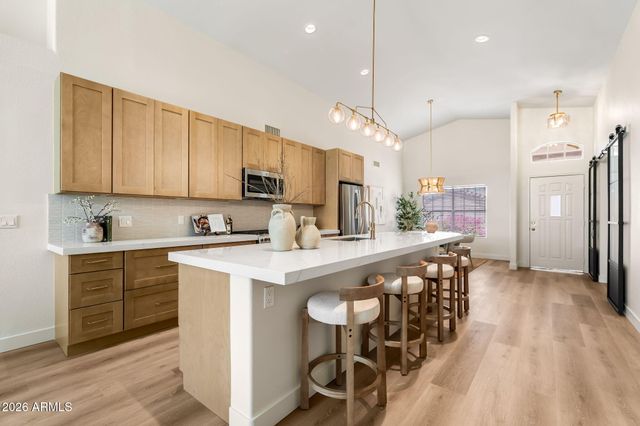 4389 E SAINT JOHN Road, Phoenix, AZ 85032