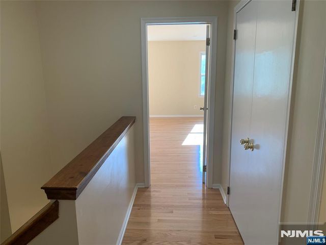 15 Park View Place, Fair Lawn, NJ 07410